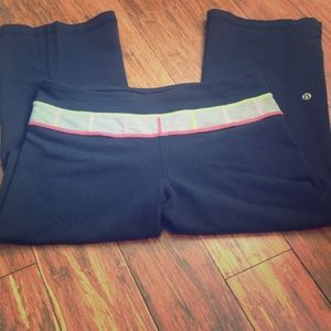 Lululemon reversible crops